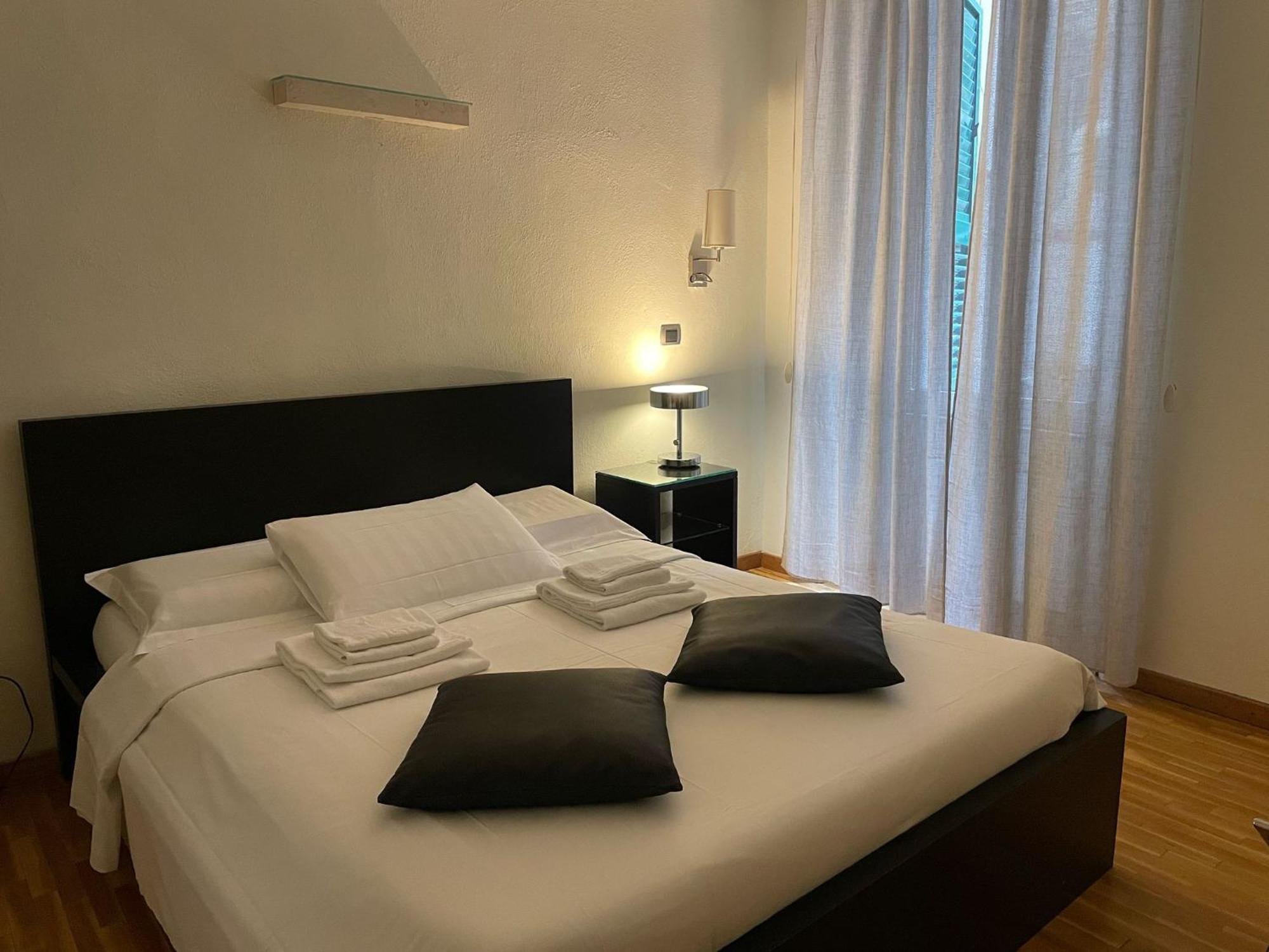 Stefano House Appartamento Fontana Di Trevi Рим Екстериор снимка